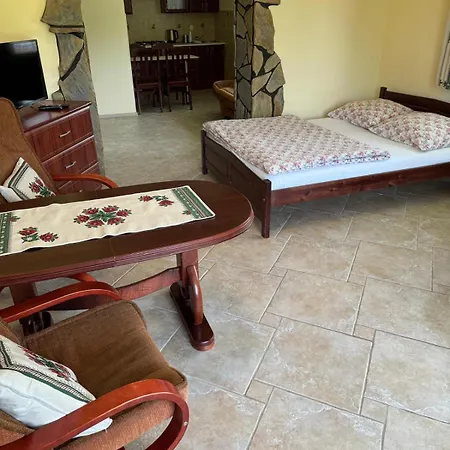 Апартаменты I 162c