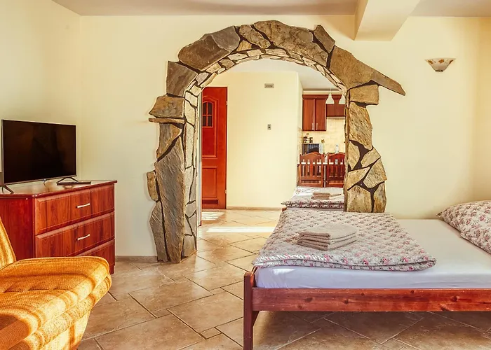 I 162c Apartment Chocholow